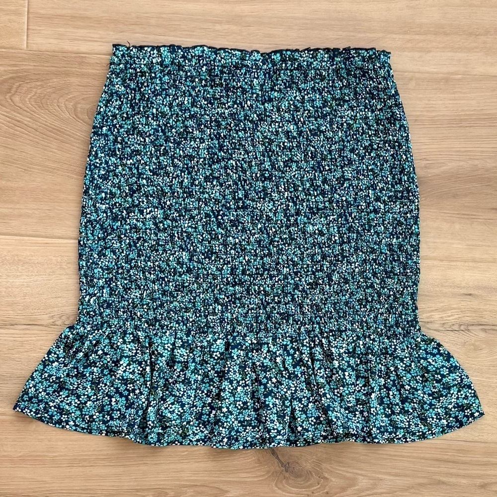 Row A Smocked Floral Ruffle Hem Mini Skirt Size M